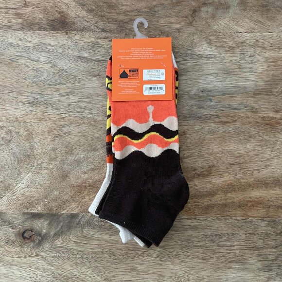 NEW 2Pk Adult Peanut Butter Candy Socks - Picture 3 of 3